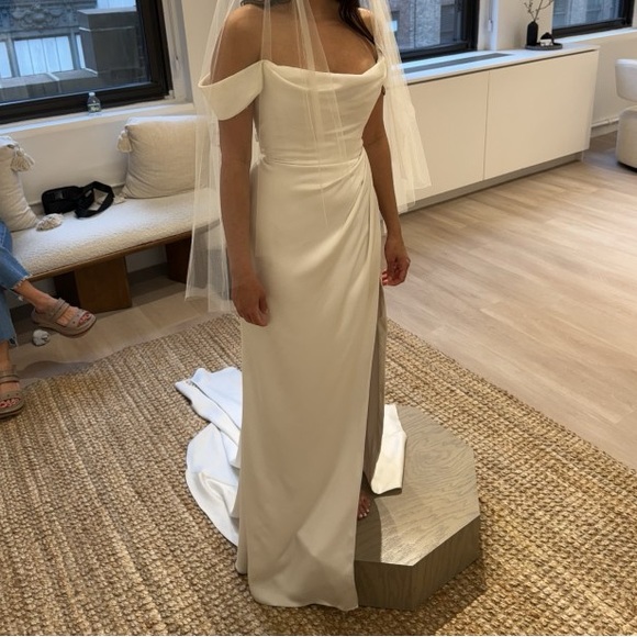 Jenny Yoo Dresses & Skirts - Wedding Dress: Jenny Yoo Viviana 123102B